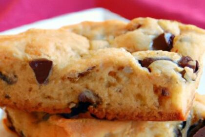Decadent Blondies with Chocolate Chips: A Sweet Recipe Guide